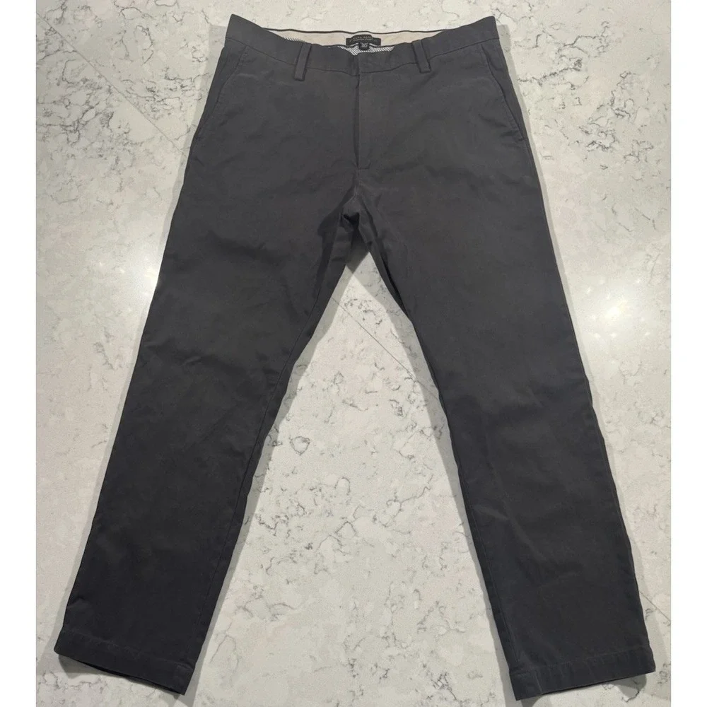 Banana Republic Emerson Chino Pants Mens 34x32 Gray Cotton Comfort Preppy Casual